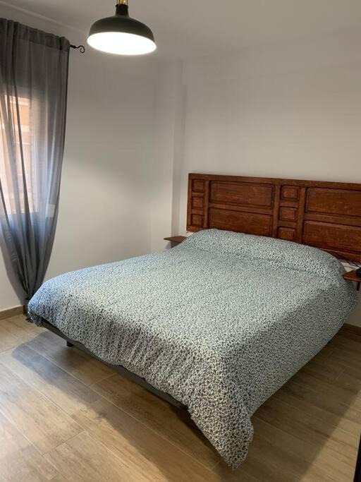 Ideal Apartamento En El Barrio De Las Delicias Малага Экстерьер фото