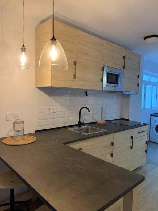 Ideal Apartamento En El Barrio De Las Delicias Малага Экстерьер фото